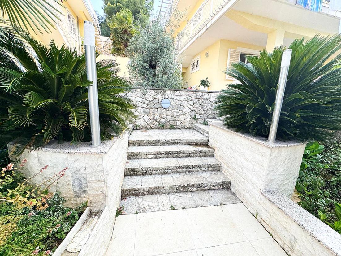 Antonio Apartments Trogir Exterior photo